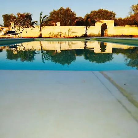 Donatella Villa *